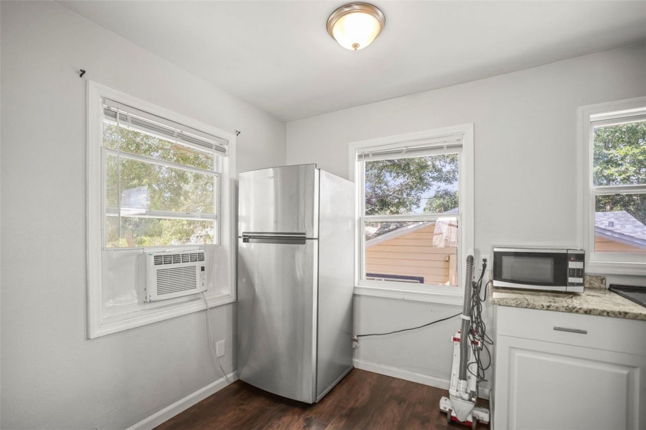 1511 35th Avenue N, Saint Petersburg, FL 33704 Photo