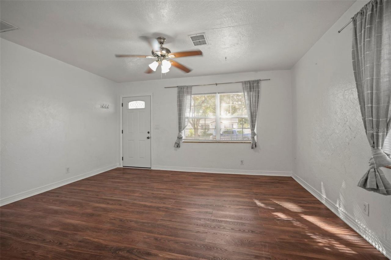 1511 35th Avenue N, Saint Petersburg, FL 33704 Photo