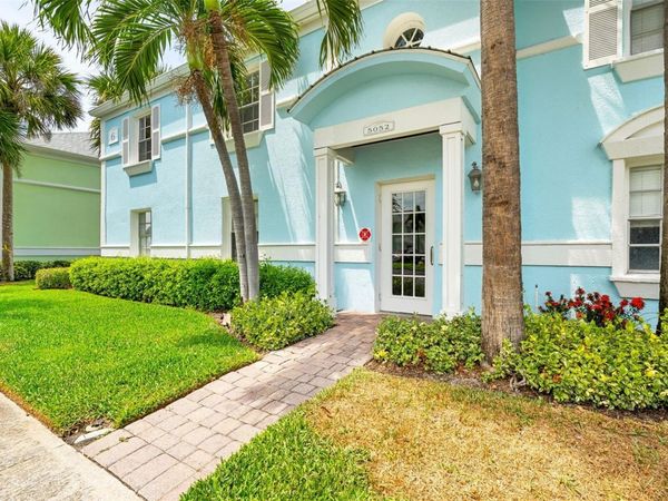 5052 STARFISH DRIVE SE, Unit D, ST PETERSBURG, FL 33705