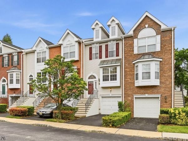 204 Swathmore Dr, Nutley, NJ 07110