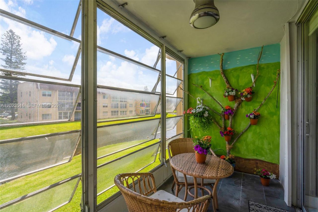 8881 Sunrise Lakes Blvd , Unit 206, Sunrise, FL 33322 Photo