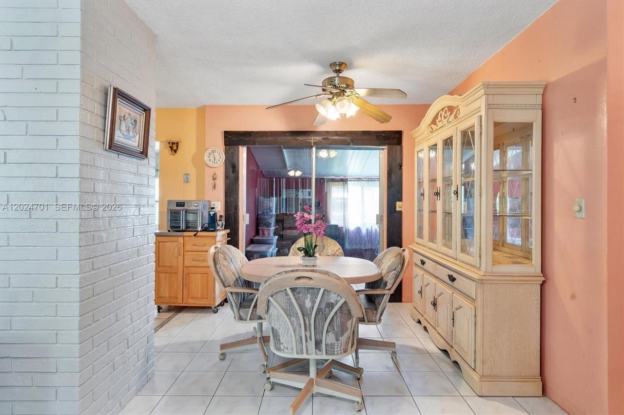 2321 Gulfstream Dr, Miramar, FL 33023 Photo