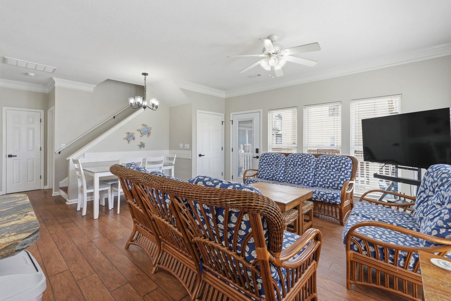 6001 S Kings Hwy. Photo 15