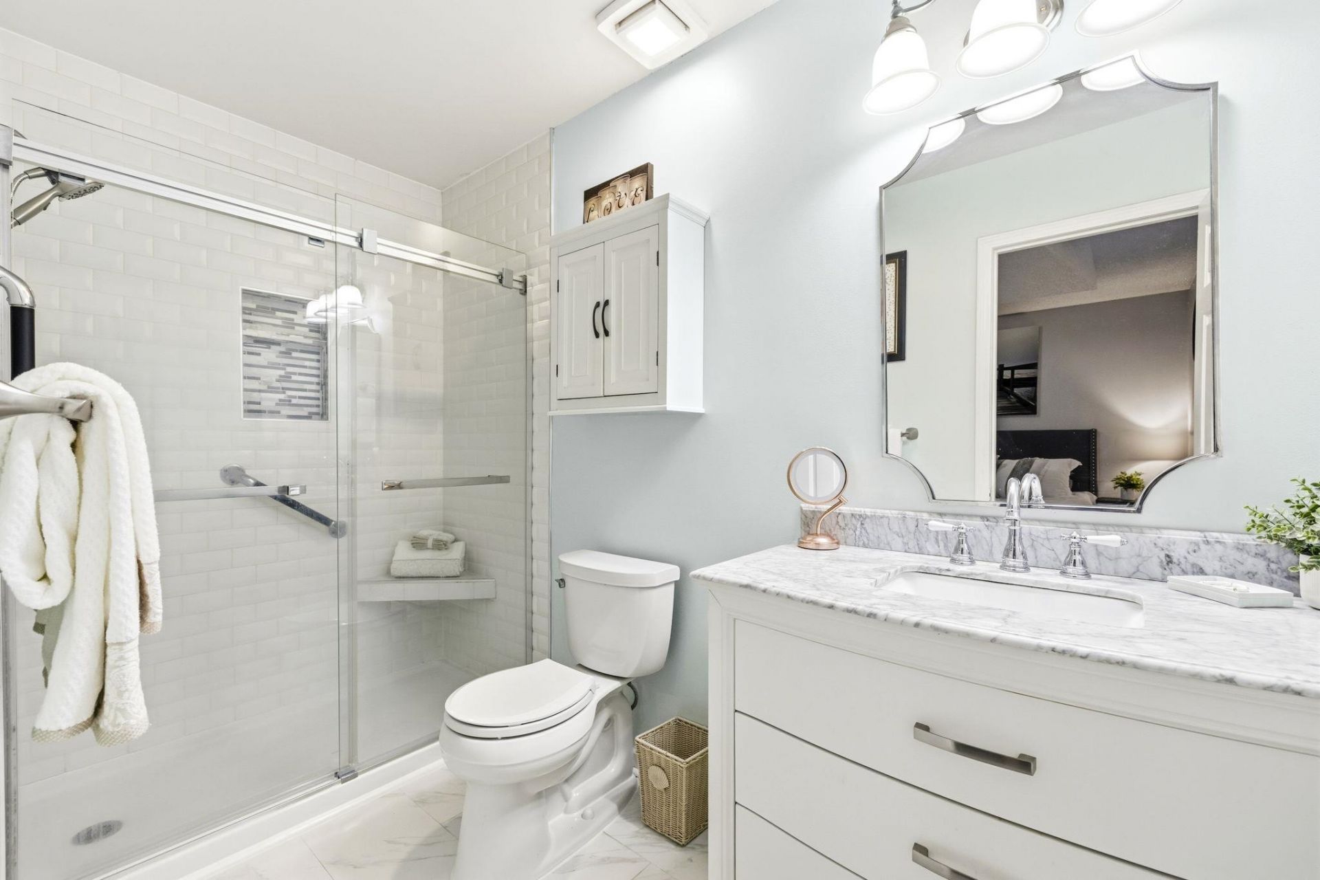 305 Worthington Circle Photo 18