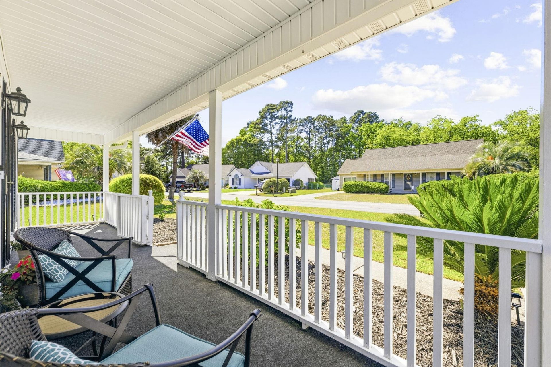 305 Worthington Circle Photo 24
