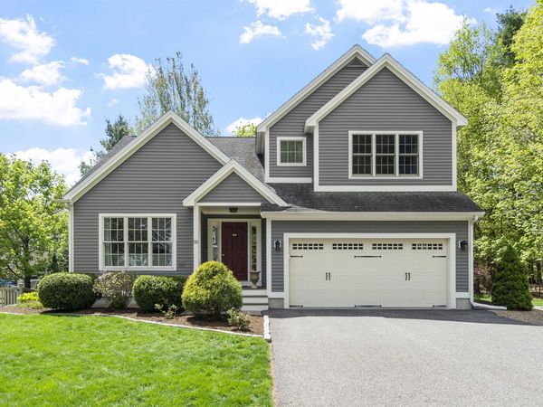 35 Exeter Farms Road, Exeter, NH 03833