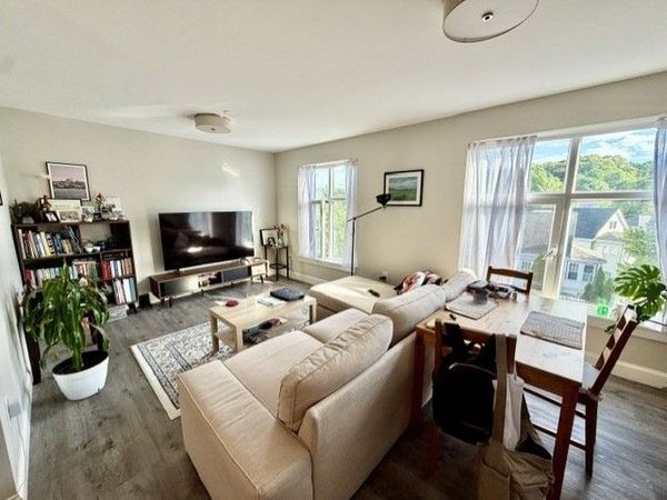 882 Mass Ave, Unit 4D, Arlington, MA 02476