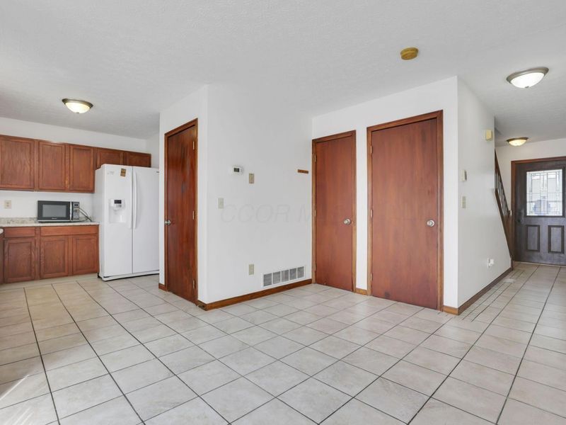 7180 Dewfall Drive, Reynoldsburg, OH 43068 Photo 14