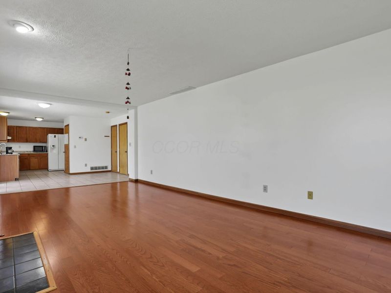 7180 Dewfall Drive, Reynoldsburg, OH 43068 Photo 9