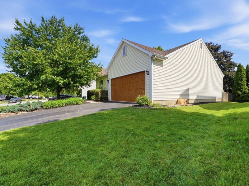 3397 Westerville Woods Drive, Columbus, OH 43231 Photo 3
