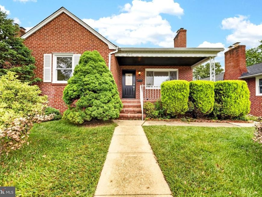 8217 Laurel Drive, Baltimore, MD 21234 Main Photo