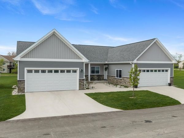 1573 Parmenter, Unit 8, Petoskey, MI 49770