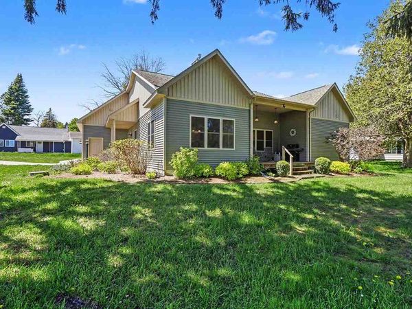 7774 E State Street, Central Lake, MI 49622