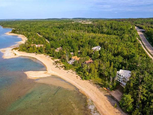 7857 Nine Mile Drive, Charlevoix, MI 49720