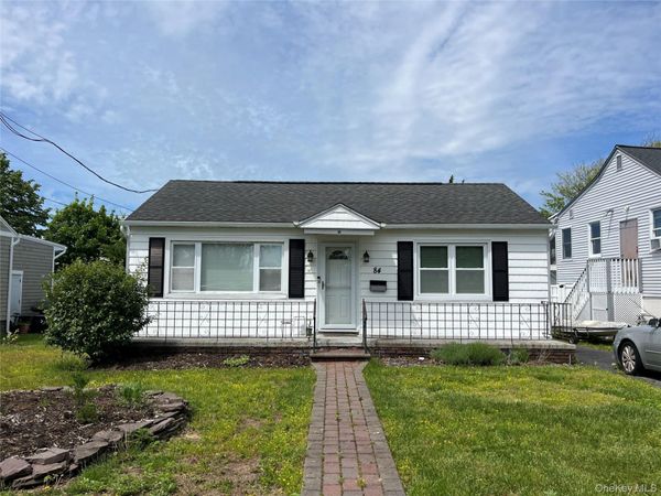 84 Boylan Lane , Blue Point, NY 11715