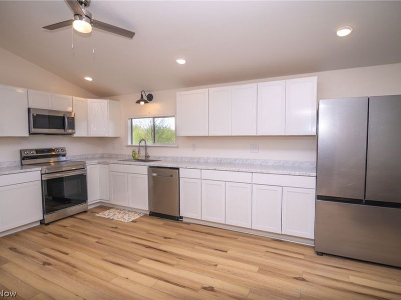 8570 County Road 39, Bloomingdale, OH 43910 Photo 6