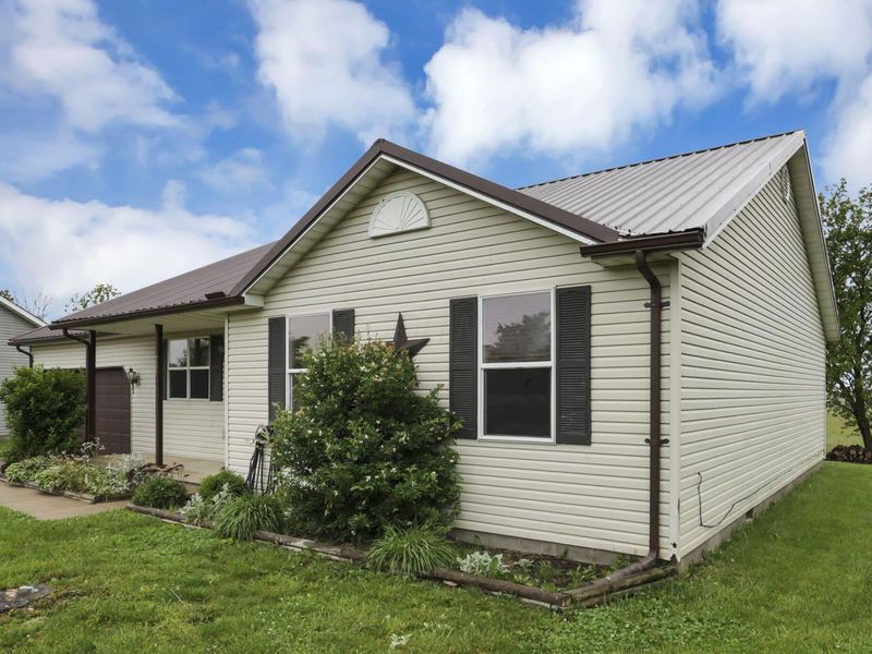 231 Overlook Drive , South Charleston, OH 45368 Photo 4