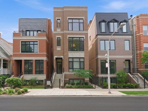 3250 N Racine Avenue , Unit 2, Chicago, IL 60657