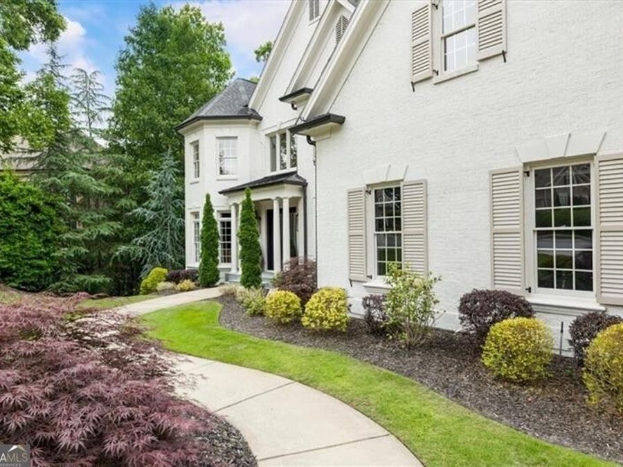 Property Image 4