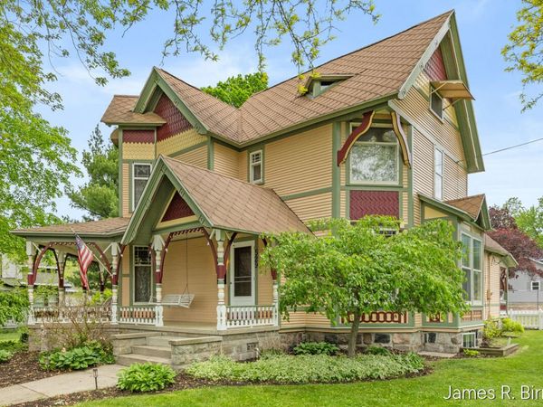 529 Avery Street, Lowell, MI 49331