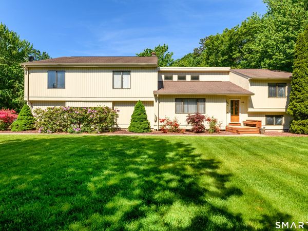 90 Bell , Manchester, CT 06040