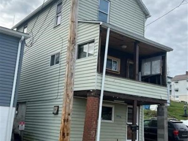 314 Lowell REAR , Unit 1/2, Vandergrift, PA 15690