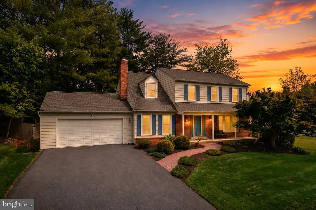1429 Longhill Drive, Potomac, MD 20854 Main Photo