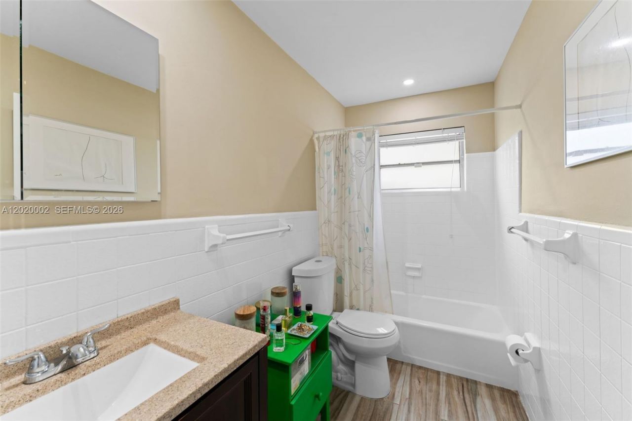 2311 SW 2nd St, Miami, FL 33135 Photo