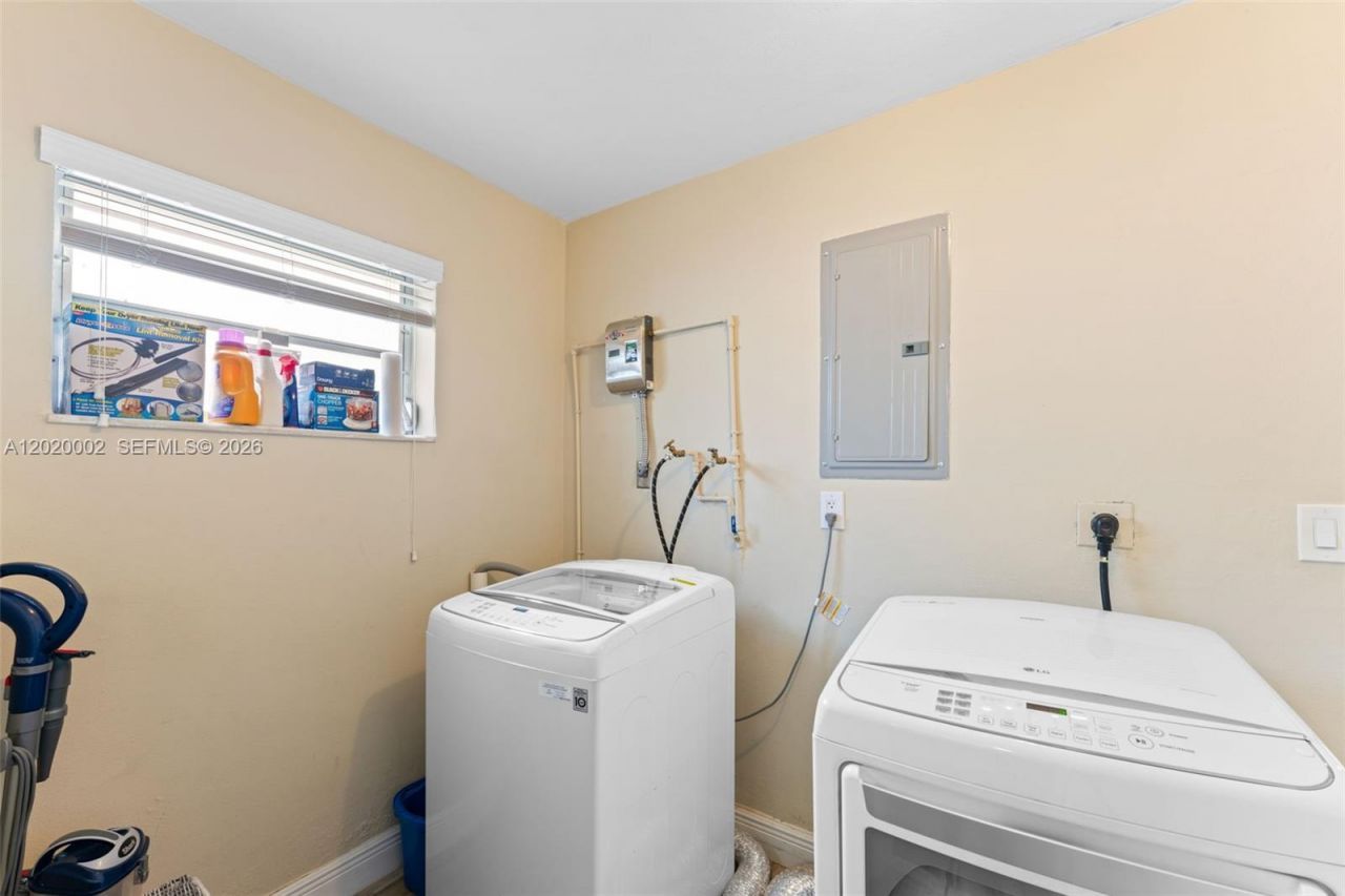 2311 SW 2nd St, Miami, FL 33135 Photo