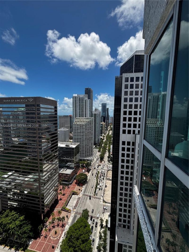 500 Brickell Ave , Unit 4102, Miami, FL 33131 Photo
