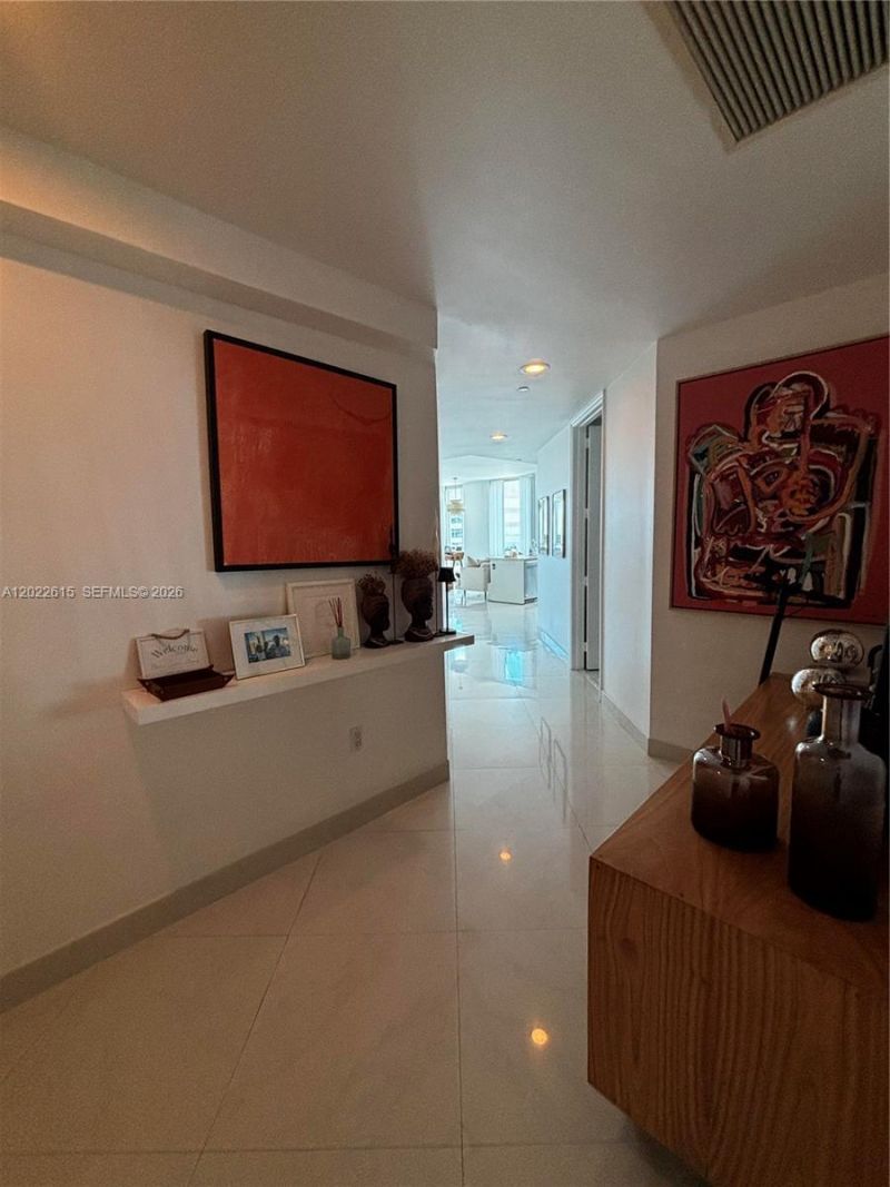 500 Brickell Ave , Unit 4102, Miami, FL 33131 Photo