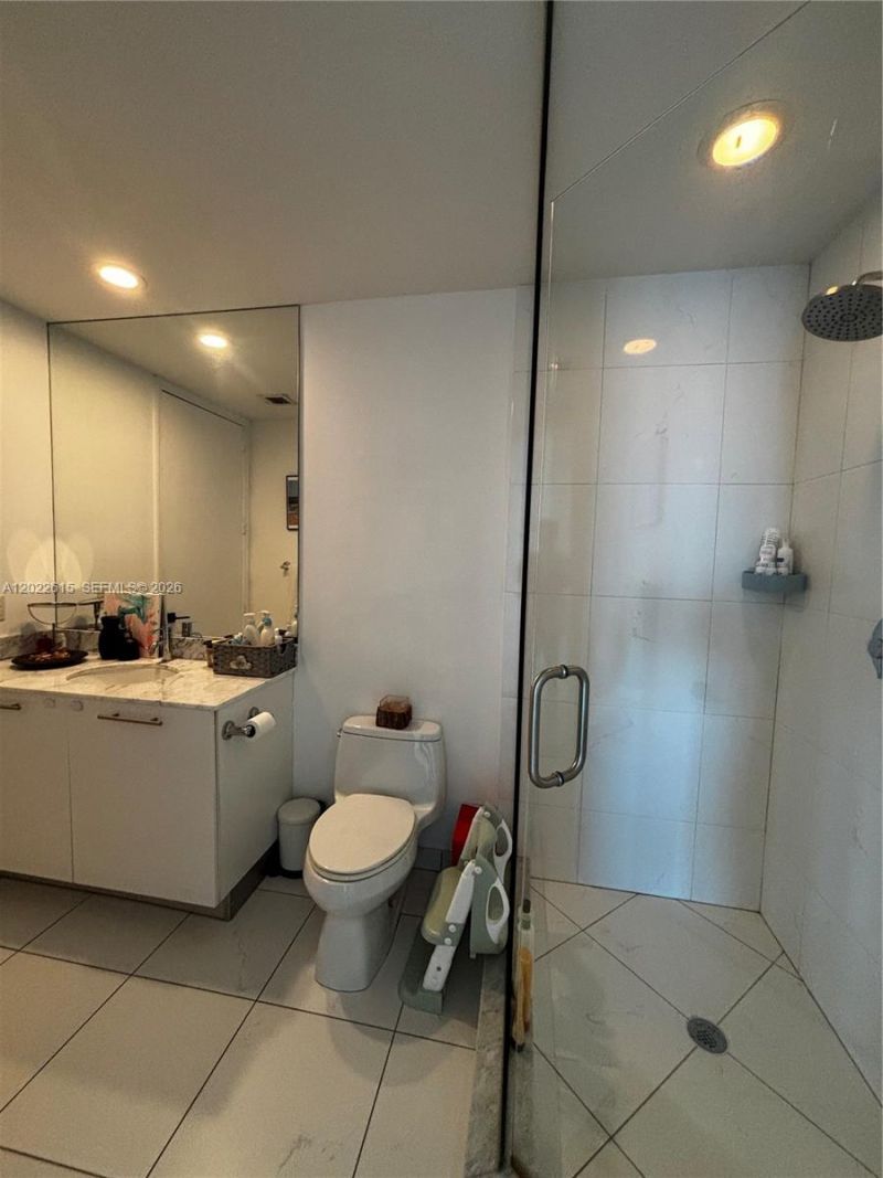 500 Brickell Ave , Unit 4102, Miami, FL 33131 Photo