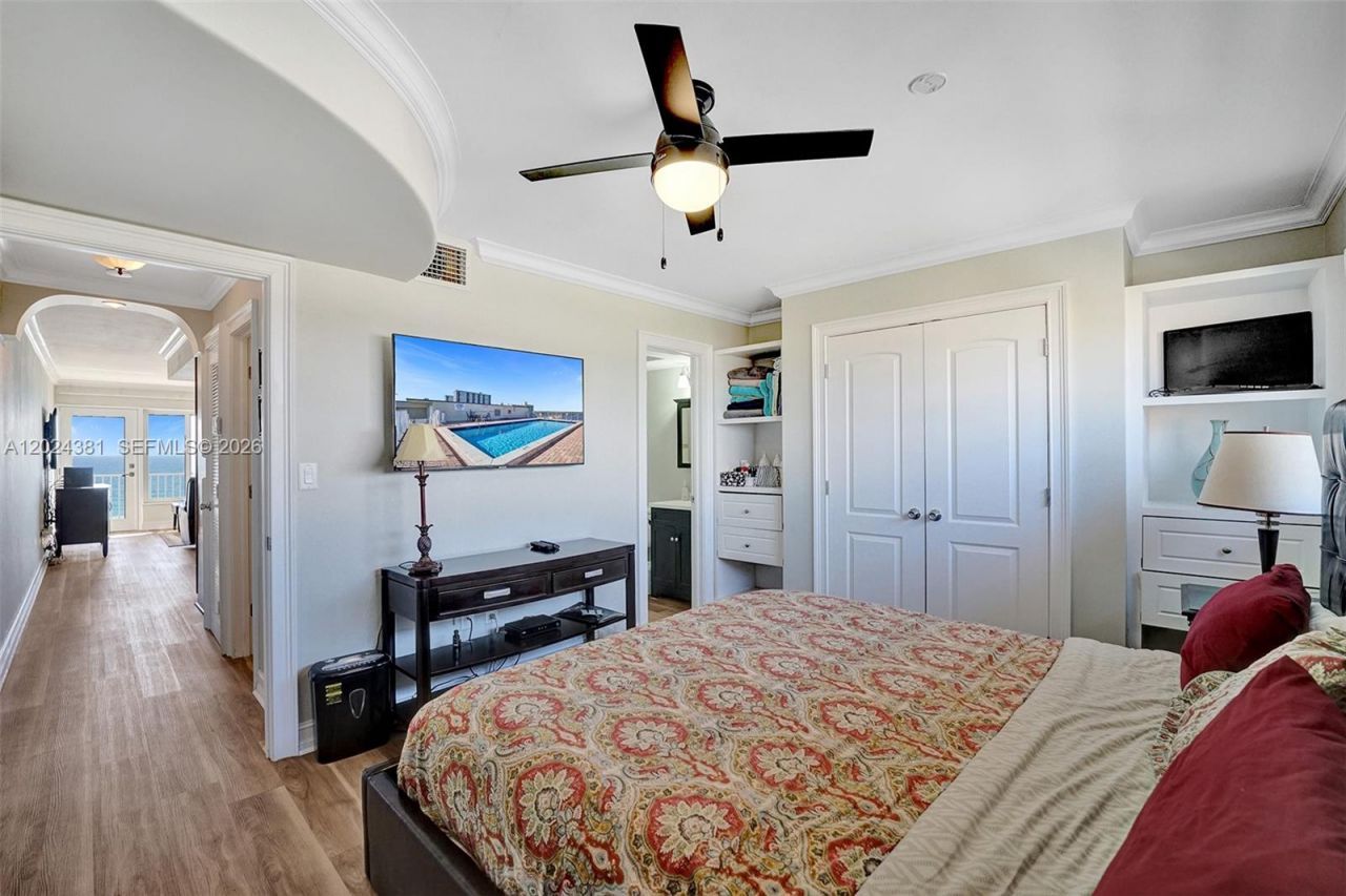 300 Oregon St , Unit 503, Hollywood, FL 33019 Photo