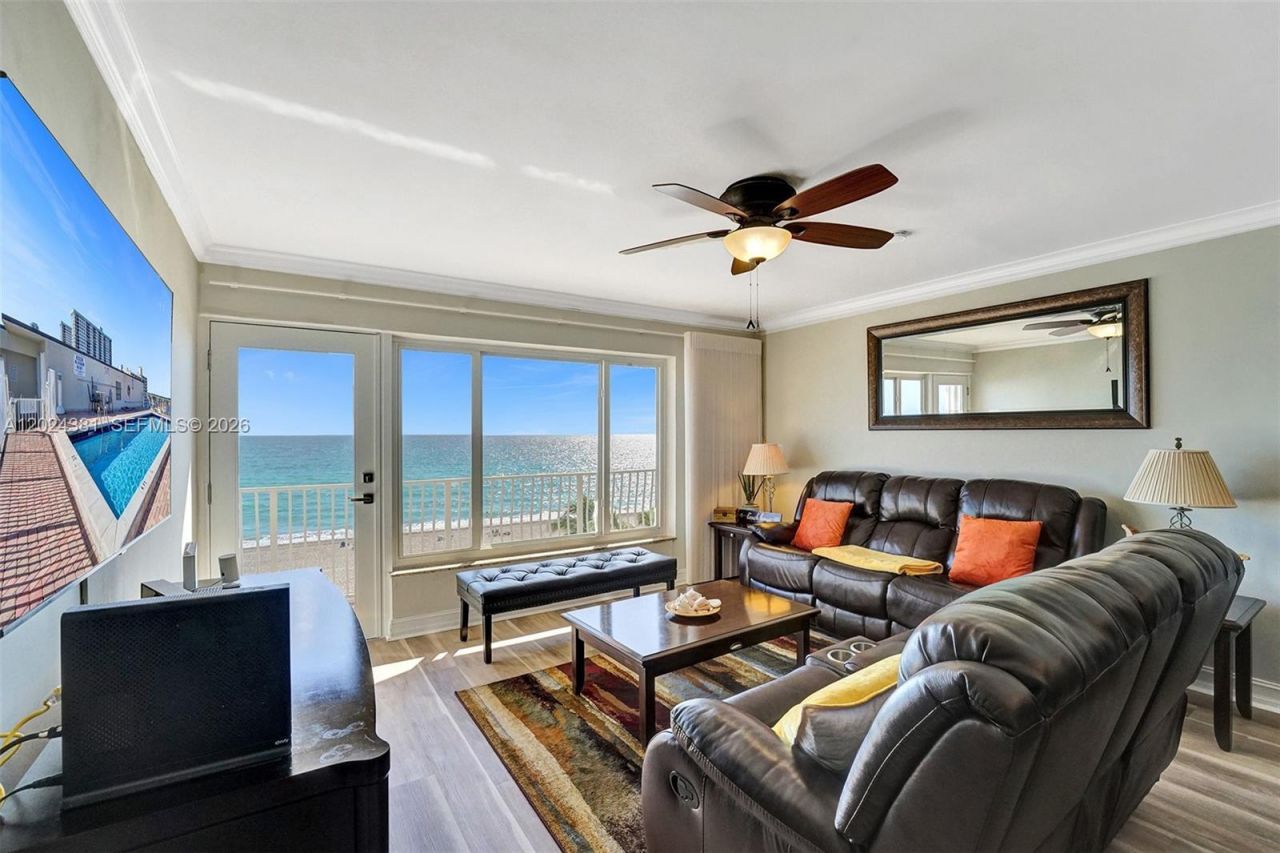 300 Oregon St , Unit 503, Hollywood, FL 33019 Photo