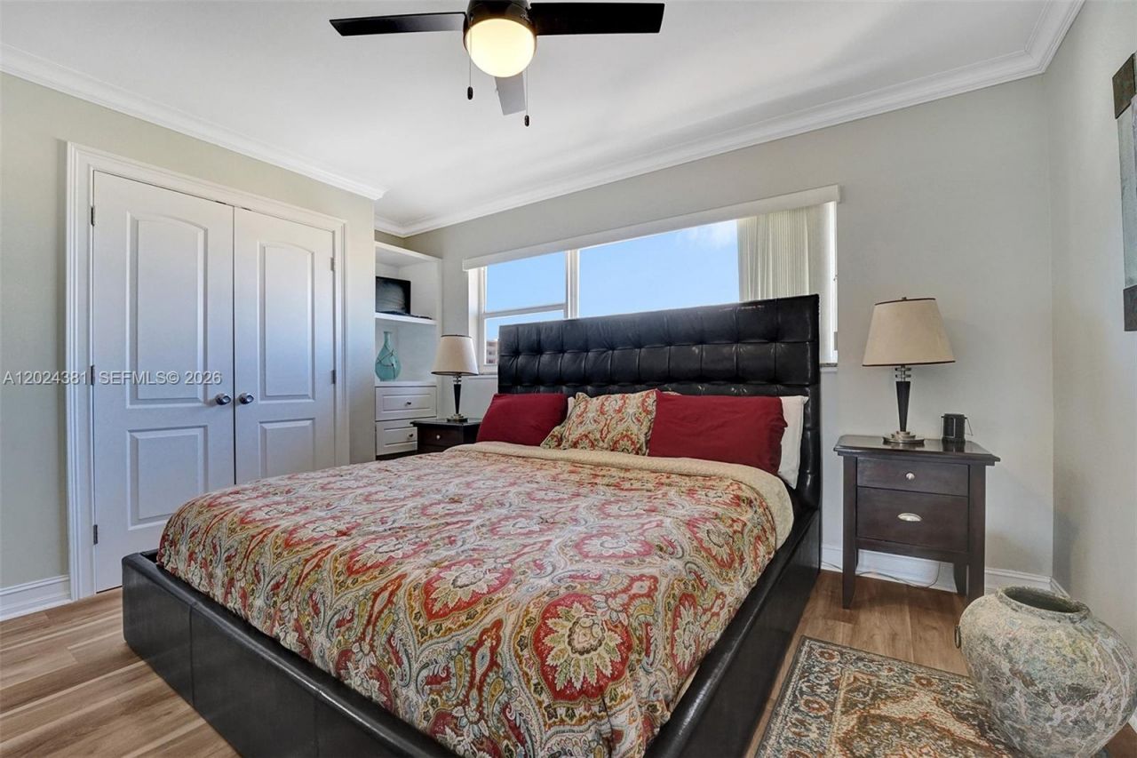300 Oregon St , Unit 503, Hollywood, FL 33019 Photo