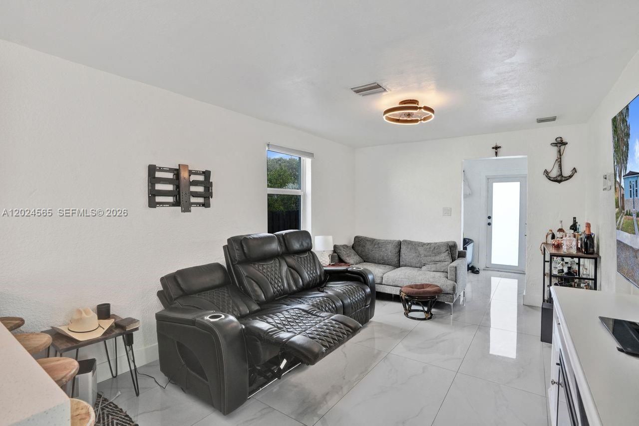2220 Hope St, Hollywood, FL 33020 Photo