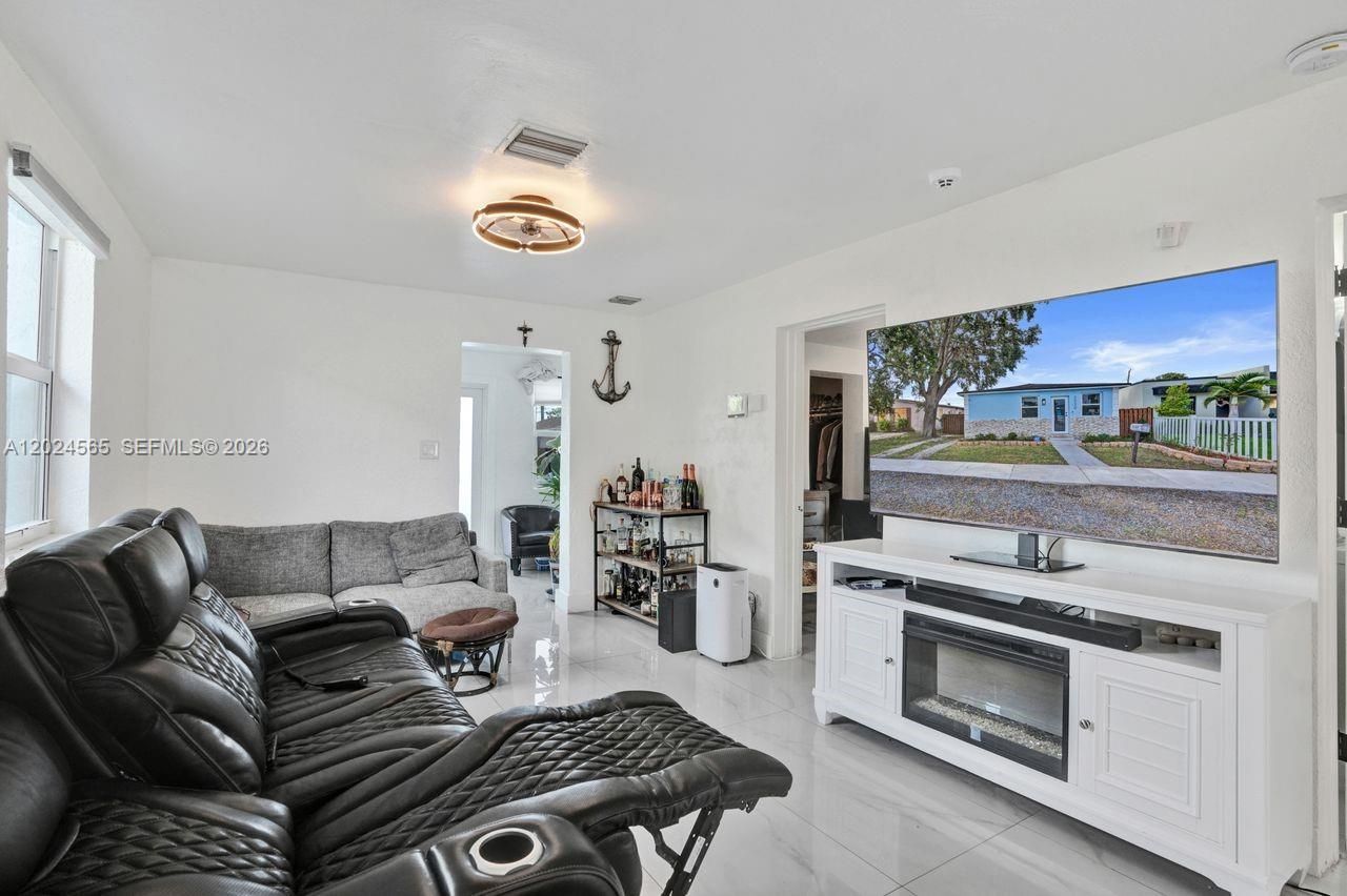 2220 Hope St, Hollywood, FL 33020 Photo