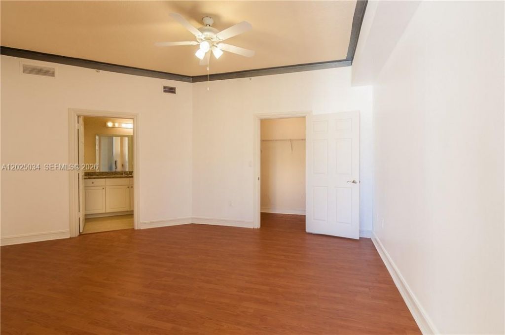 3001 NE 185 St , Unit 624, Aventura, FL 33180 Photo