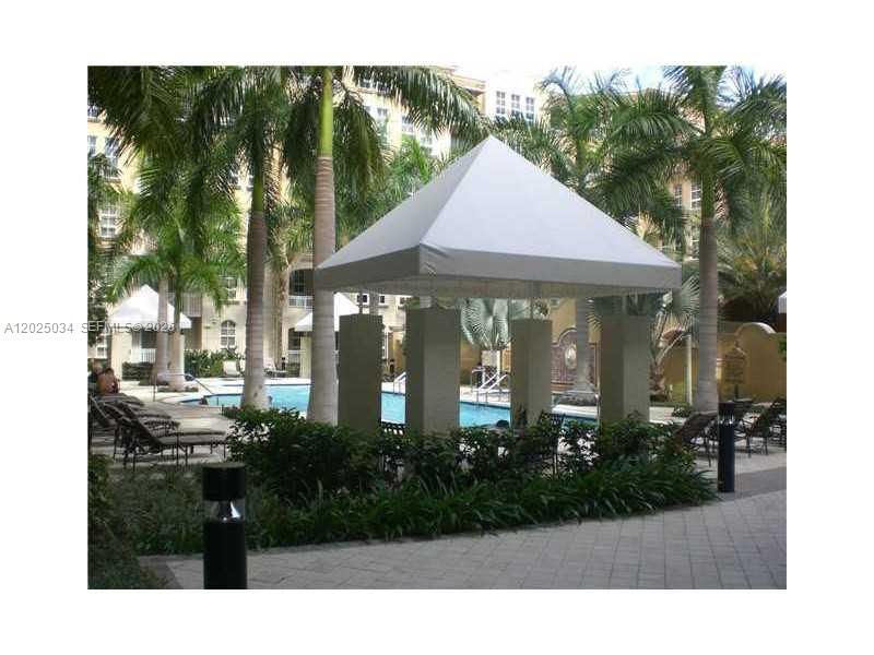 3001 NE 185 St , Unit 624, Aventura, FL 33180 Photo