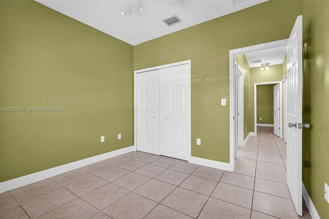 1396 W 30th St , Hialeah, FL 33012 Photo
