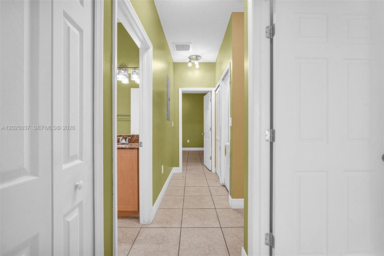 1396 W 30th St , Hialeah, FL 33012 Photo