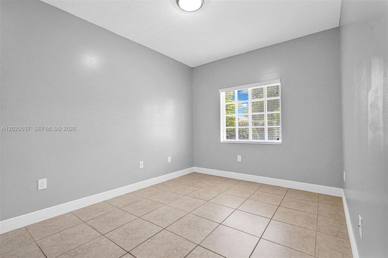 1396 W 30th St , Hialeah, FL 33012 Photo