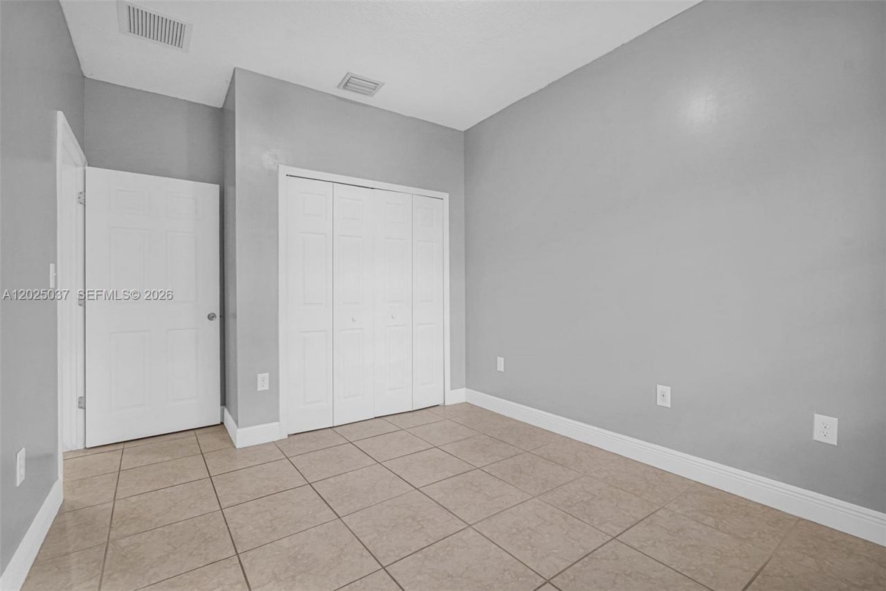 1396 W 30th St , Hialeah, FL 33012 Photo
