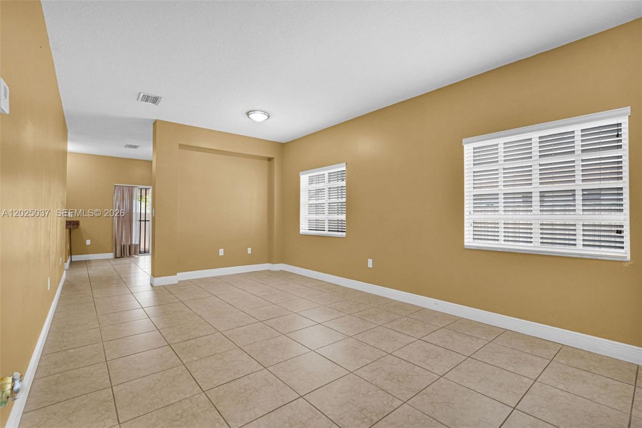 1396 W 30th St , Hialeah, FL 33012 Photo