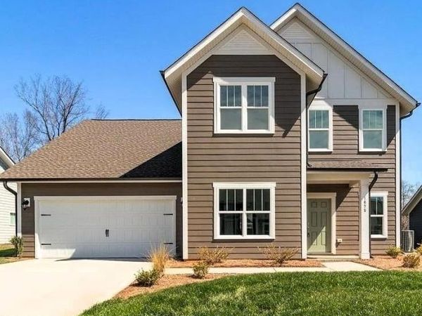 1675 Ashmead Lane , Clemmons, NC 27012
