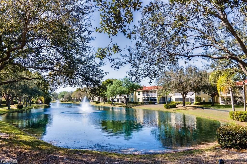 300 Diamond Cir, Unit 302, Naples, FL 34110 Photo