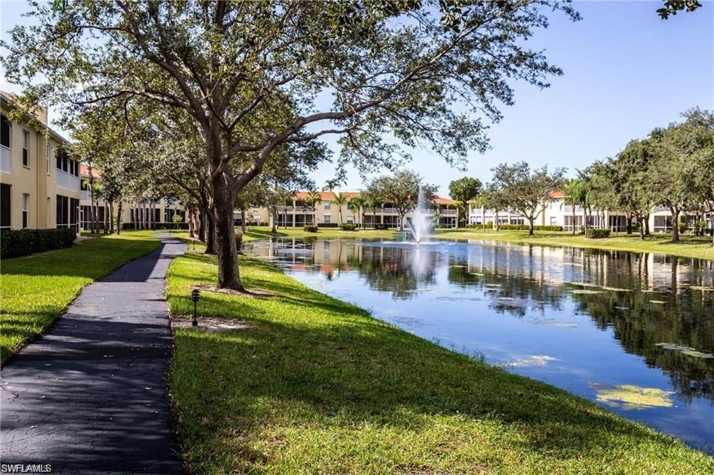 300 Diamond Cir, Unit 302, Naples, FL 34110 Photo