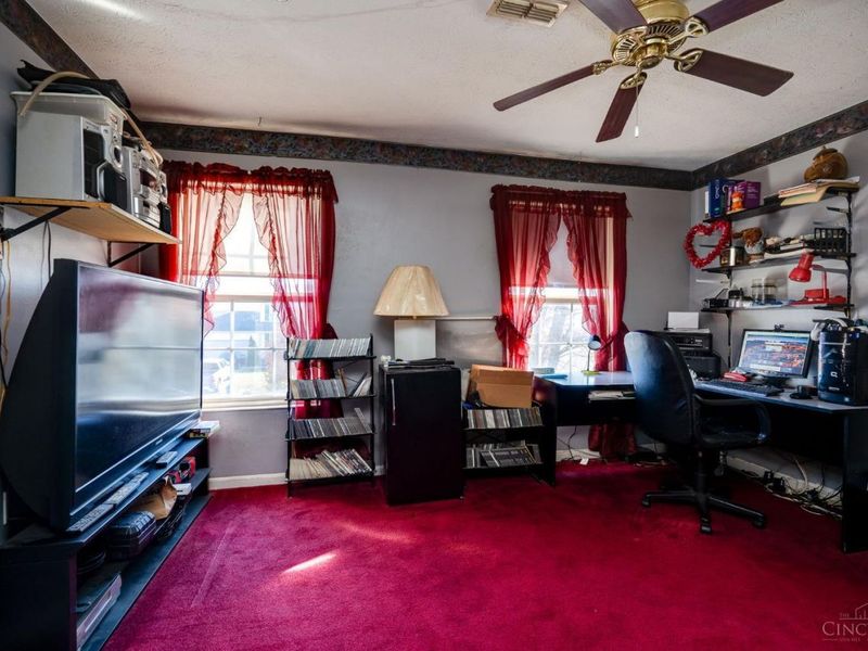 10127 Pippin Meadow Drive, Colerain Township, OH 45231 Photo 12