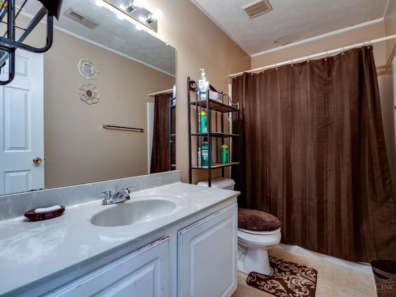 10127 Pippin Meadow Drive, Colerain Township, OH 45231 Photo 25