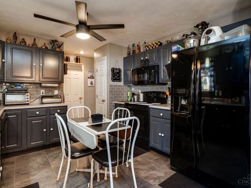 10127 Pippin Meadow Drive, Colerain Township, OH 45231 Photo 9